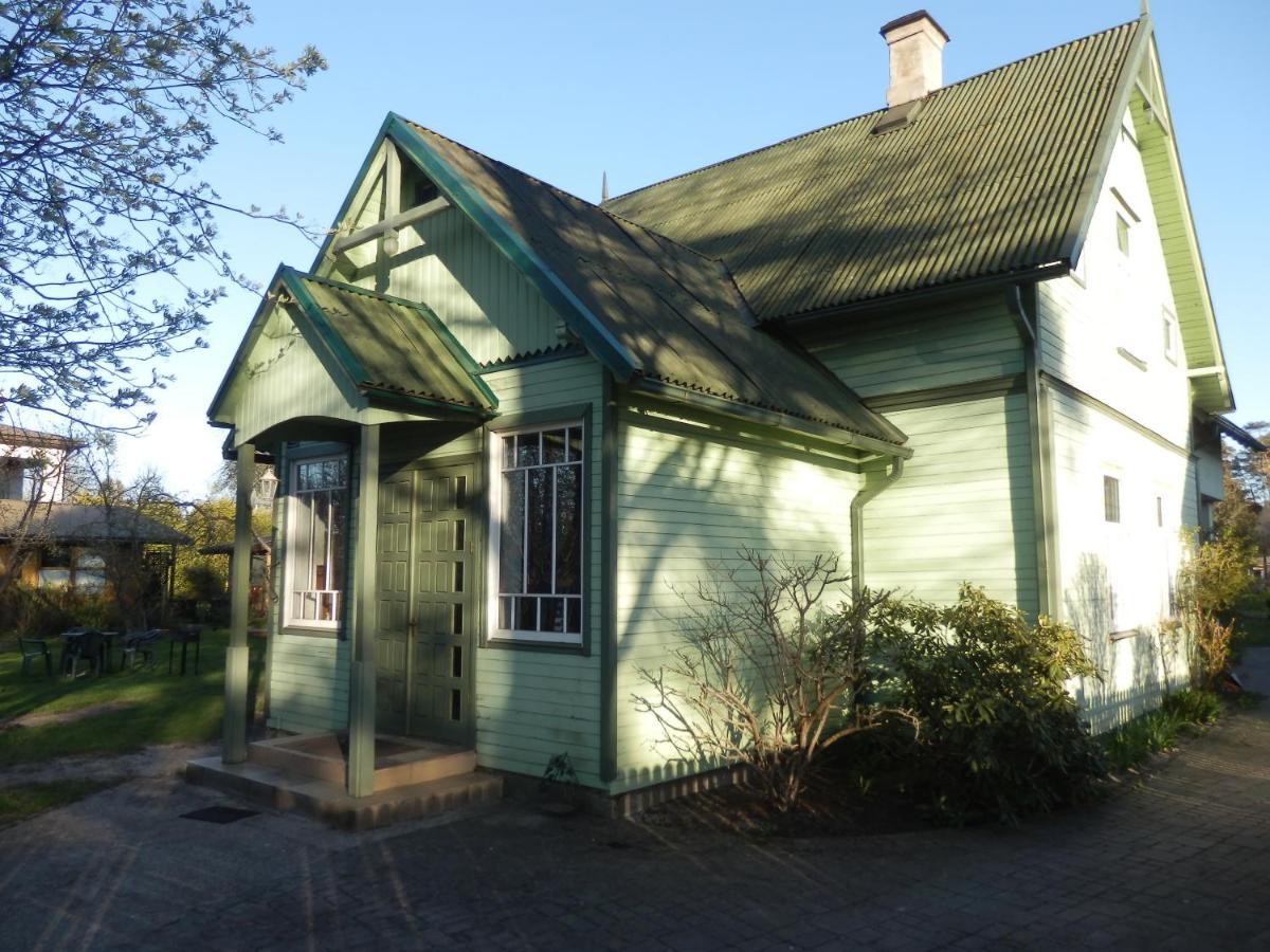 House, Garden & Sauna. Free Parking. Train Stop-200 M. Sea-1 Km. Jūrkalne Eksteriør billede